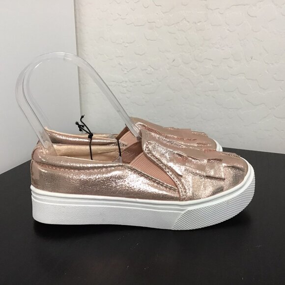 NWT Wonder Nation Little Girls Casual Ruffle Rose Gold Slip On Sneaker Size 12 - Picture 4 of 7